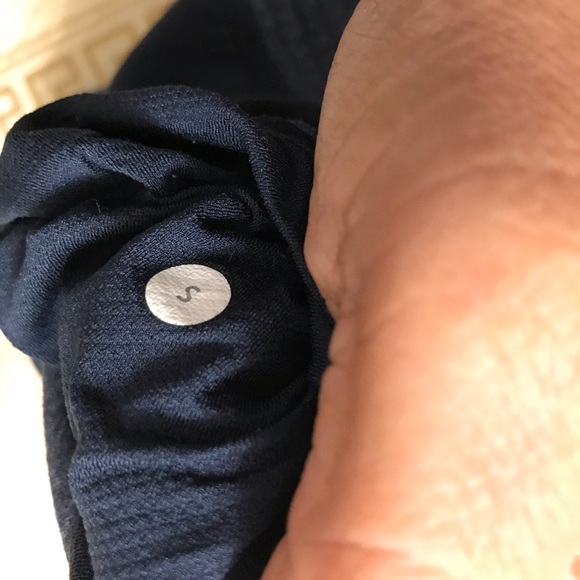 Lululemon Athletic - Picture 6 of 7